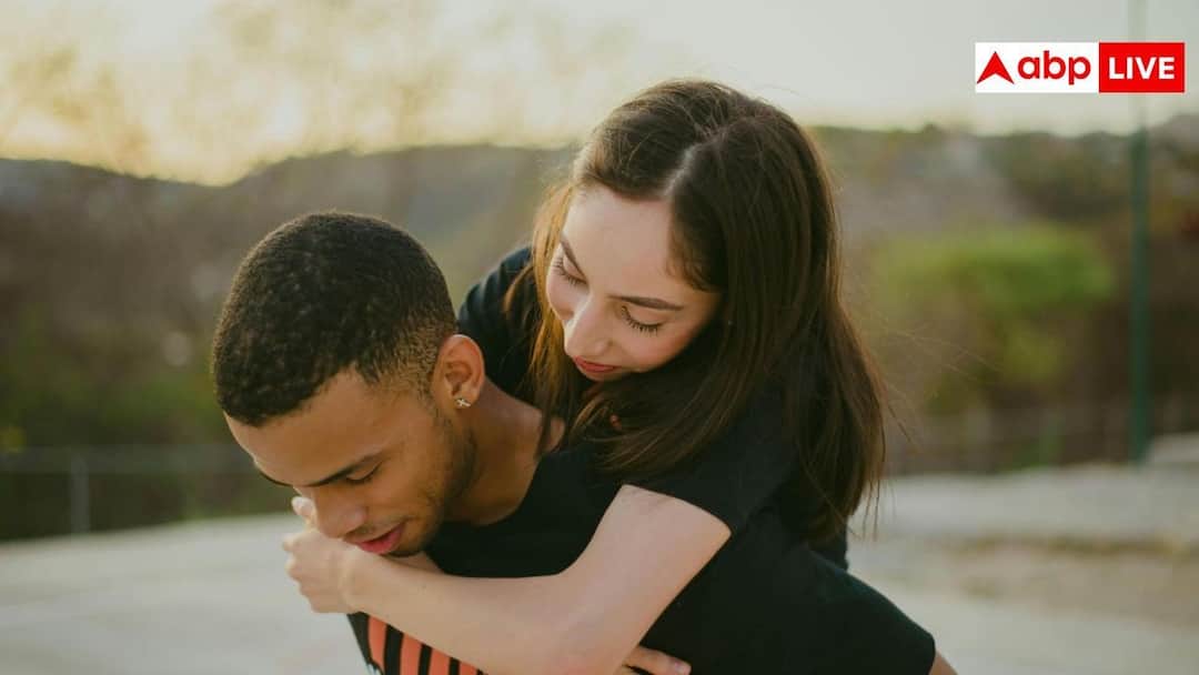 0fd836d622d8c21d6b195a33ded6eb4317765896459861381 original